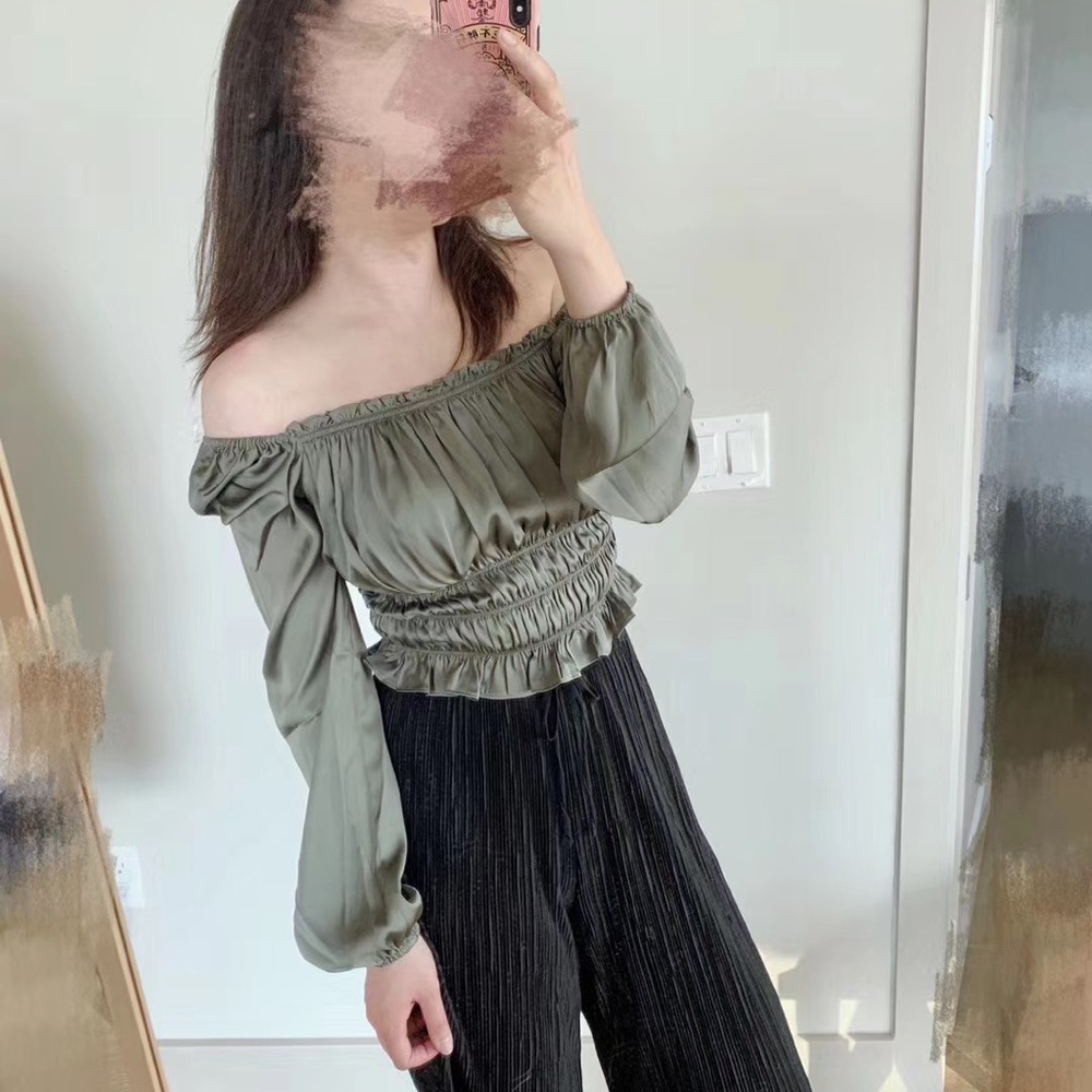 Bar III Smocked Puff-Sleeve Off shoulder‎ top